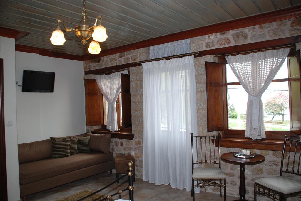 Hotel Siarava Ioannina Zimmer foto